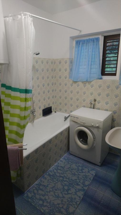 Apartment Vidas Kampor エクステリア 写真