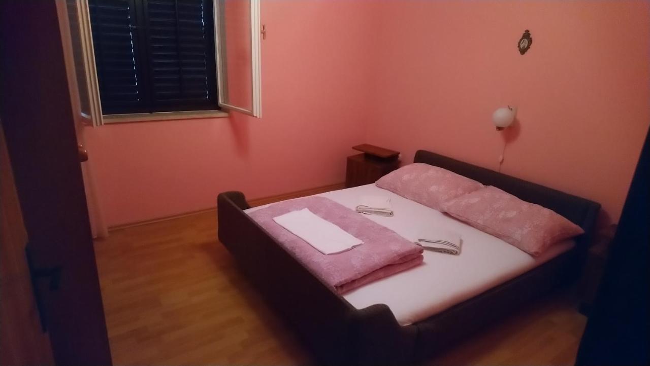 Apartment Vidas Kampor エクステリア 写真